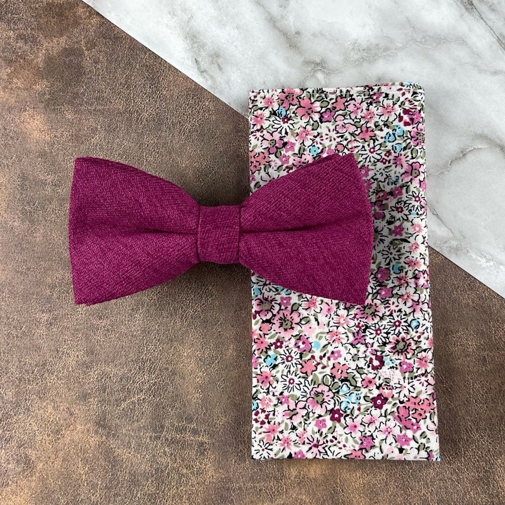 Men’s Boysenberry Velour Bow Tie & Ditsy Floral Pocket Square